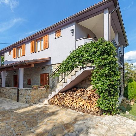 Apartments Sveti Leonard Oprtalj Екстер'єр фото