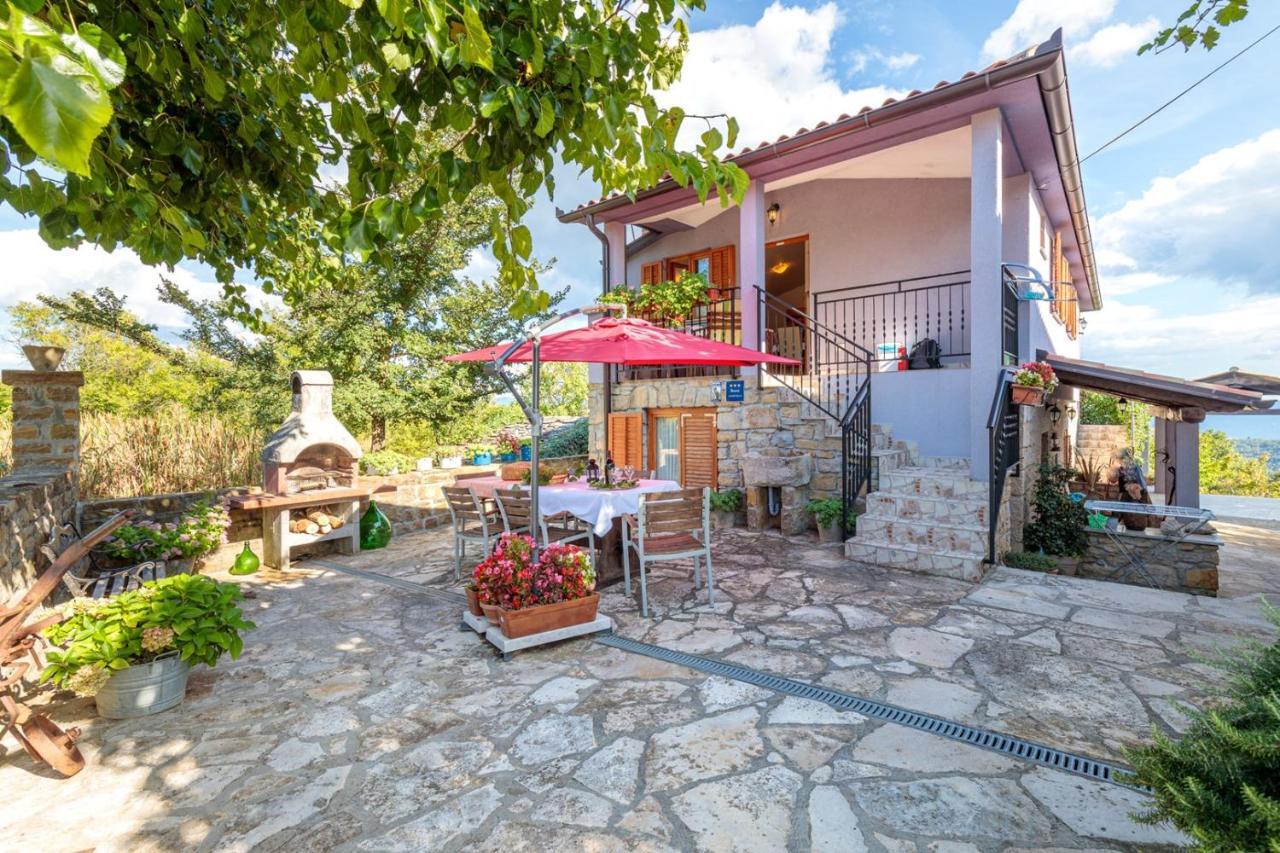 Apartments Sveti Leonard Oprtalj Екстер'єр фото