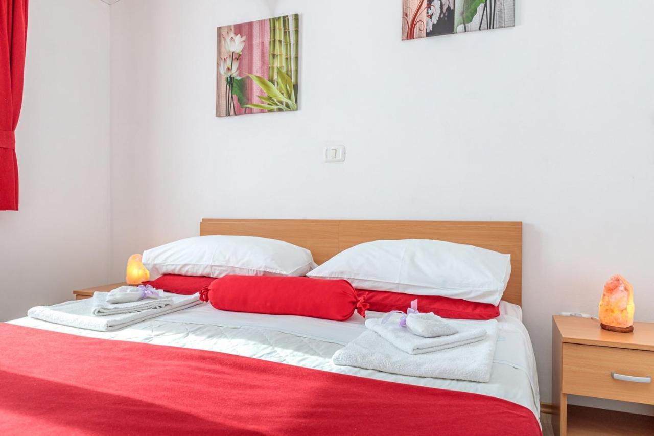 Apartments Sveti Leonard Oprtalj Екстер'єр фото