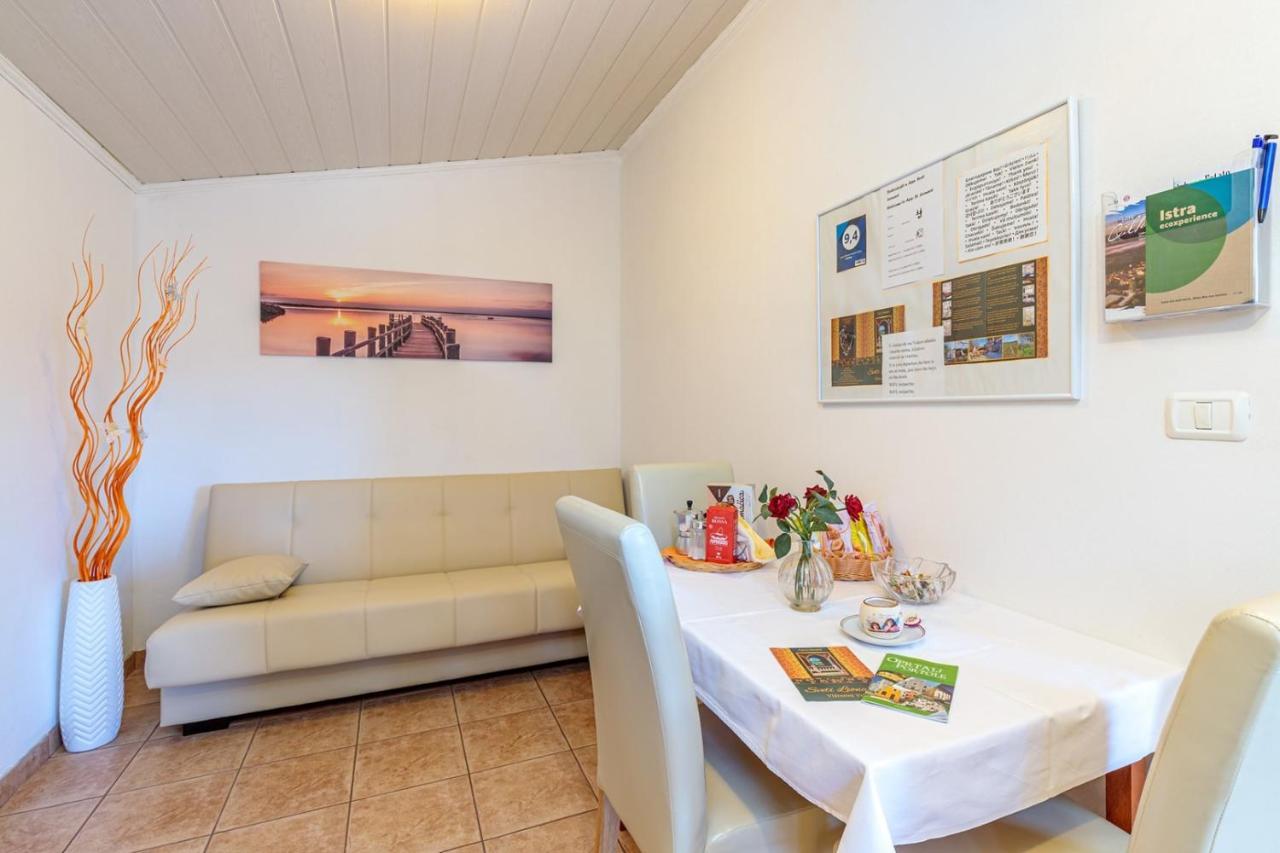 Apartments Sveti Leonard Oprtalj Екстер'єр фото